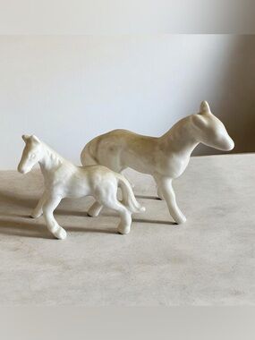 All white Bone China horse and foal mini 2”